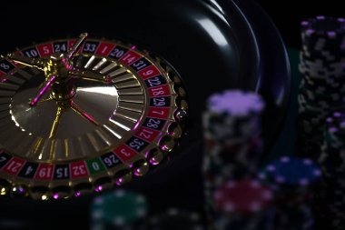 bitbola live casino tables on mobile showing multiple dealer streams