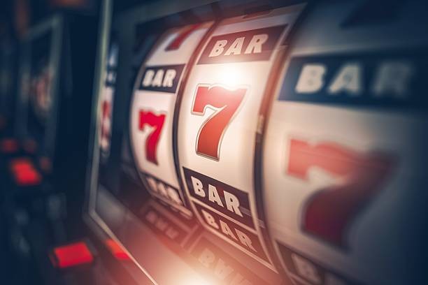 Lottery draw interface showing number selection and result display on bitbola